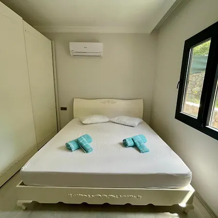 فيلة Otantik مرمريس